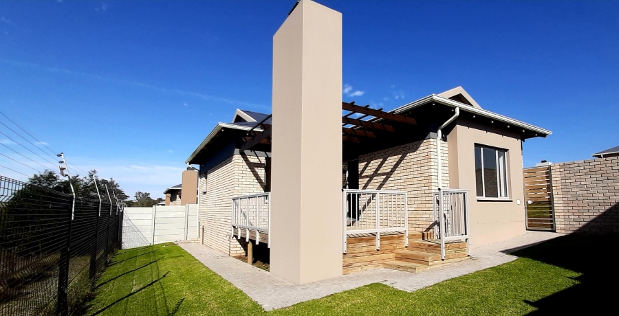 3 Bedroom Property for Sale in Mooikloof Country Estate Western Cape
